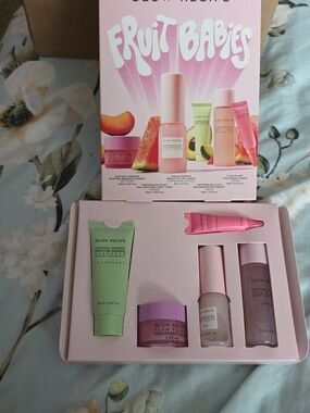 NIB Glow Recipe Fruit Babies Skincare Set